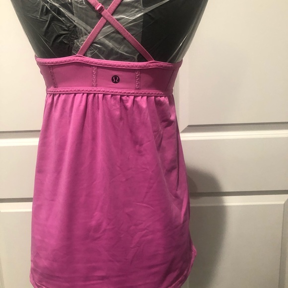 Size 4 -  2 Lululemon tank tops - Picture 10 of 12